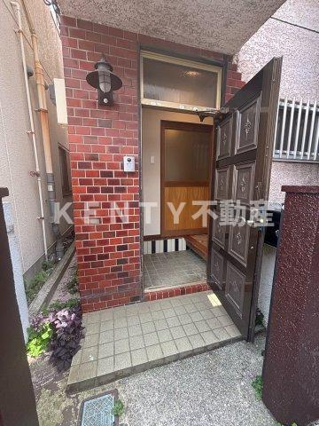 【エントランス】 | 大田区北糀谷貸家 | エントランスです