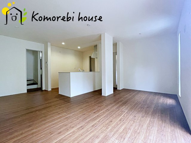 白岡市彦兵衛　新築一戸建て　リーブルガーデン　01の居間・リビング|リビングです