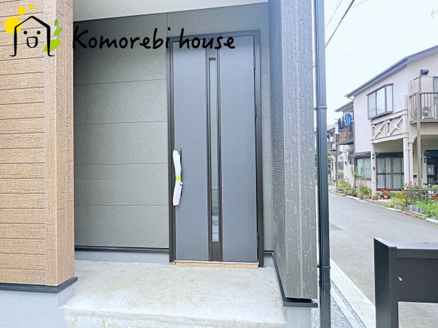 白岡市彦兵衛　新築一戸建て　リーブルガーデン　01の玄関|玄関です