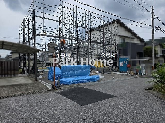 高知市針木東町　第1・1号棟 新築戸建ての前面道路含む現地写真