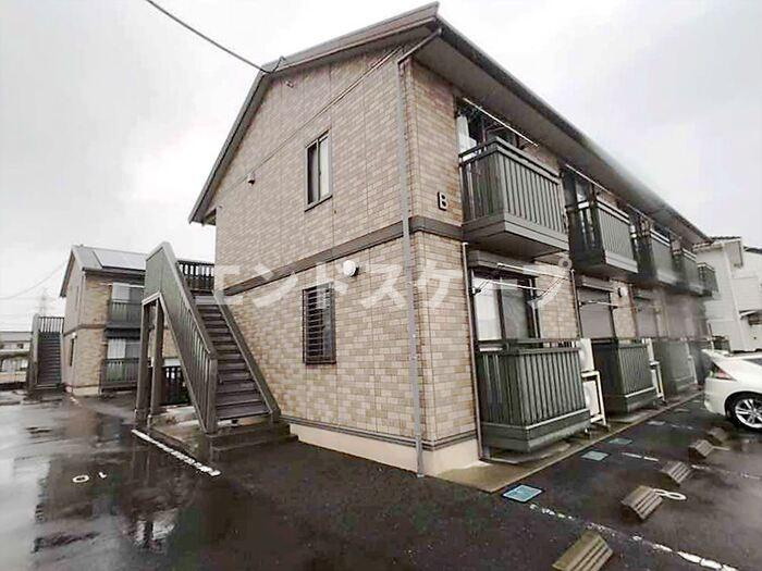 アンジェリーク　Ａのエントランス|高崎、前橋、伊勢崎エリアのお部屋探しはエンドスケープまで！お客様の理想お聞かせ下さい♪