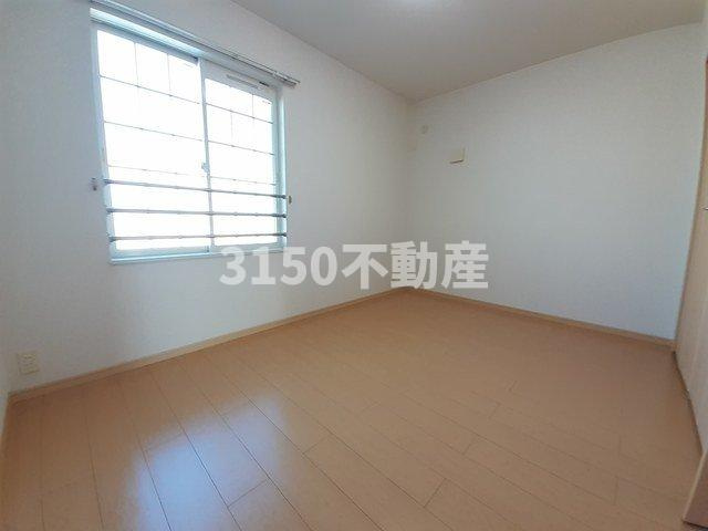 フローラ北館Ｂの内装|明るい室内です