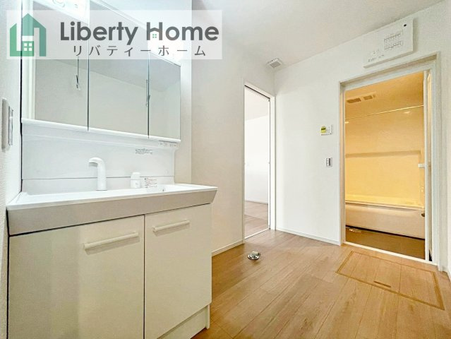 土浦市烏山7期　新築戸建の脱衣所