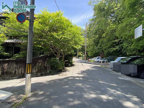 鹿ケ谷法然院町 土地の前面道路含む現地写真