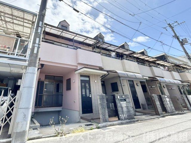 中古テラスハウス　西宮市樋ノ口町２丁目の前面道路含む現地写真|前面道路広々5ｍございます。車の出し入れもラクラク！