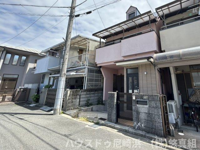 中古テラスハウス　西宮市樋ノ口町２丁目の前面道路含む現地写真