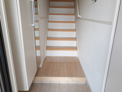 【玄関】 | トゥインクル愛宕