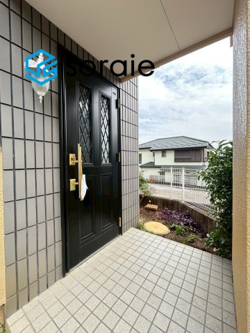 飯能市中山　中古戸建の玄関|6/11撮影