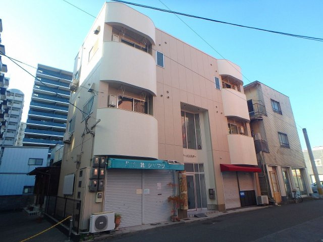 アーバンスターの外観|落ち着いた外観です