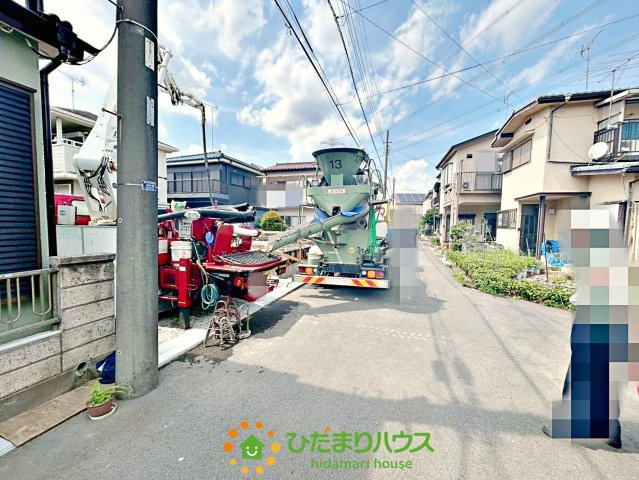 白岡彦兵衛　新築一戸建て　リーブルガーデンの前面道路含む現地写真|2026/6/11　撮影