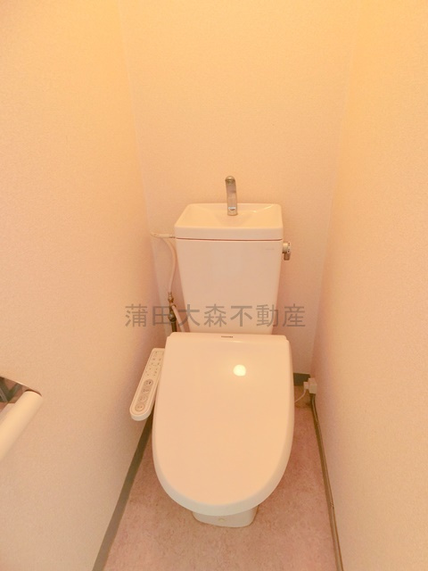 ナカタニビルのトイレ|温水洗浄便座付きのトイレ　