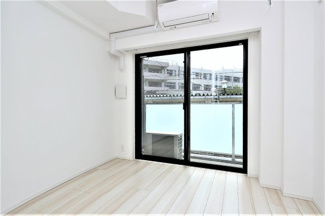 【居間・リビング】 | S-RESIDENCE行徳 | 参考写真（同物件別部屋）