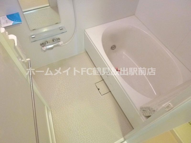 大阪市鶴見区放出東３丁目の賃貸マンションの浴室