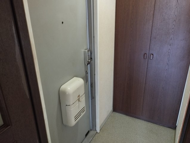 セジュール・サカエの玄関