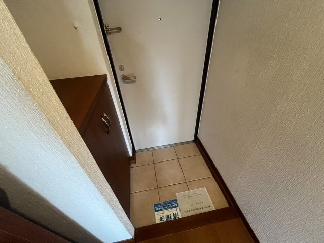 諫早市永昌町の賃貸マンションの玄関