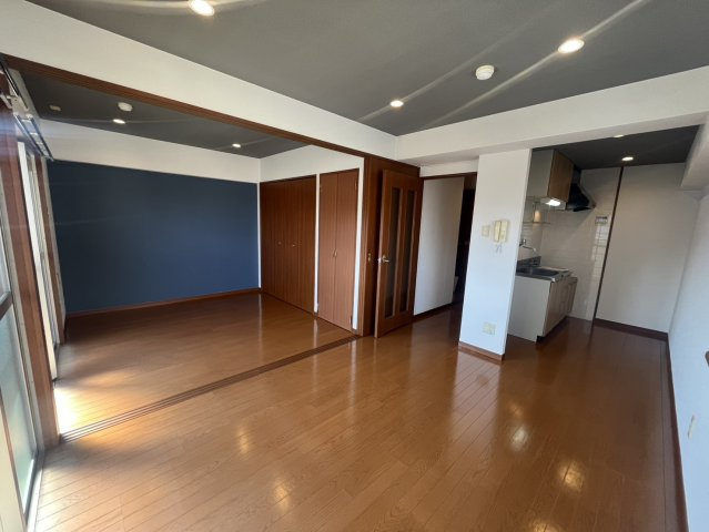 諫早市永昌町の賃貸マンションの居間・リビング