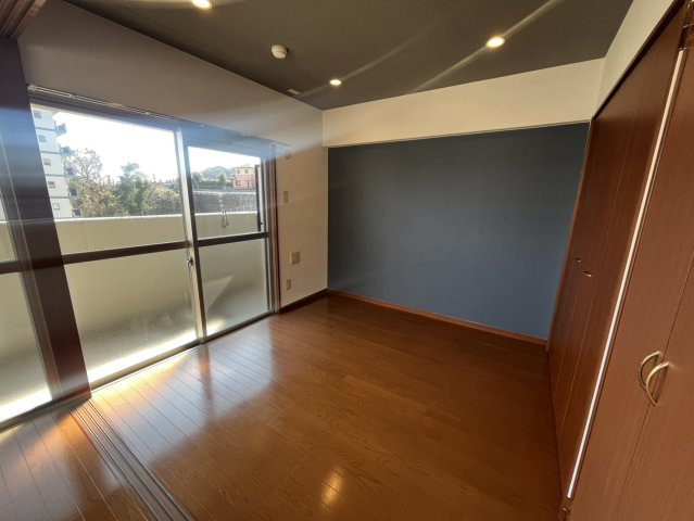 諫早市永昌町の賃貸マンションの居間・リビング