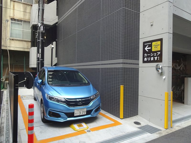 【駐車場】