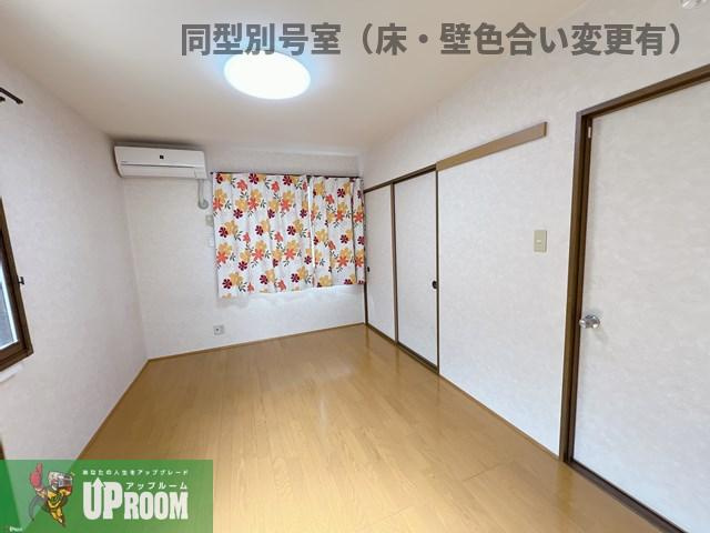 リバーヒルズ南棟の居間・リビング