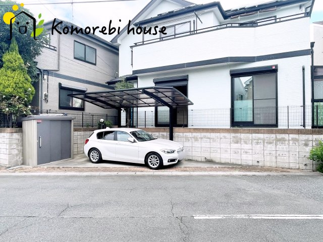 さいたま市見沼区深作２丁目　中古戸建の駐車場|カースペースがあります