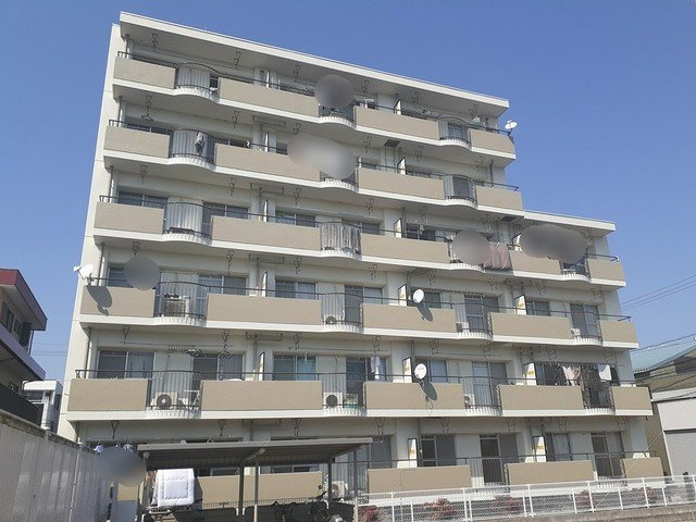 クレセントマンション