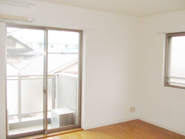 ＦＩＯＲＥ　ＳＨＩＢＵＹＡの居間・リビング