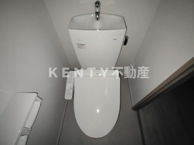 【トイレ】 | （仮称）リブリ・品川区南品川 | 落ち着いた色調のトイレです