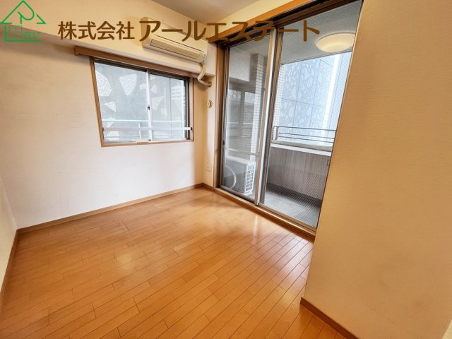 サンヒルズ坂田町　　　JR「姫路駅」徒歩15分の洋室