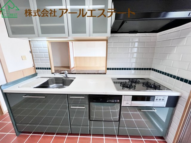 サンヒルズ坂田町　　　JR「姫路駅」徒歩15分のキッチン