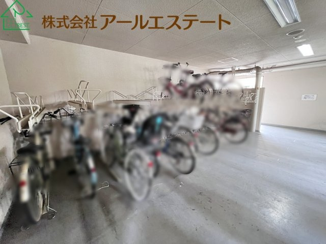 サンヒルズ坂田町　　　JR「姫路駅」徒歩15分の駐車場