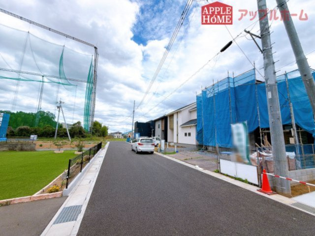 [新築住宅] 東松山市石橋 第1期 全5棟の前面道路含む現地写真