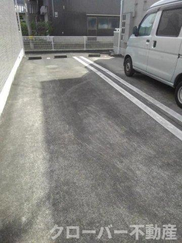 コーポフォレストⅡ　Ｂの駐車場