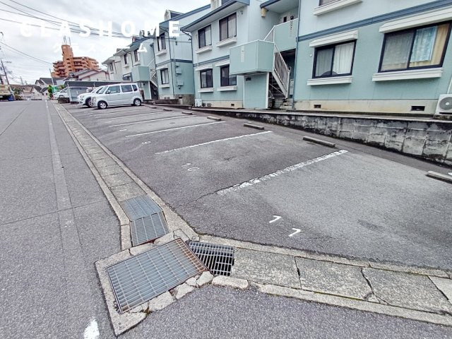 サンパーク谷田Ⅰの駐車場