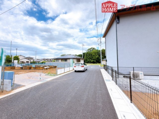 [新築住宅] 東松山市石橋 第1期 全5棟の前面道路含む現地写真