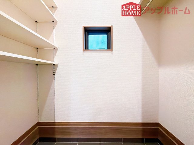 [新築住宅] 東松山市石橋 第1期 全5棟の収納|土間収納あります♪
