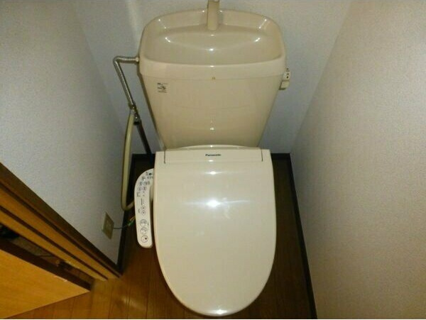 アパート メモリーズのトイレ