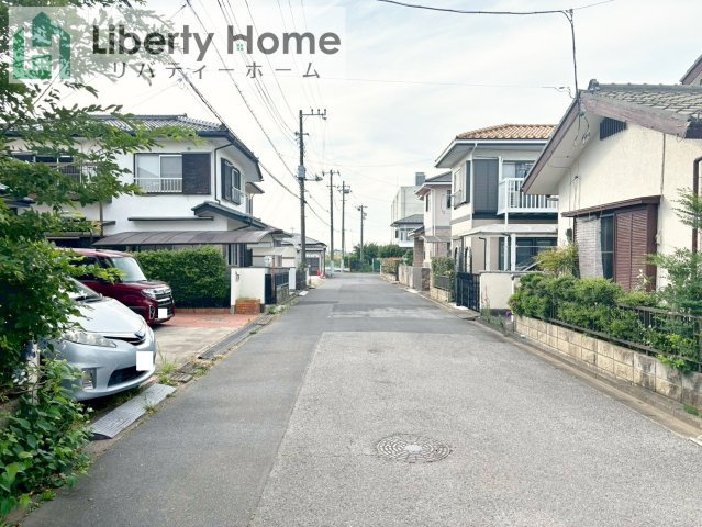 龍ケ崎市小通幸谷町1期　新築戸建の前面道路含む現地写真