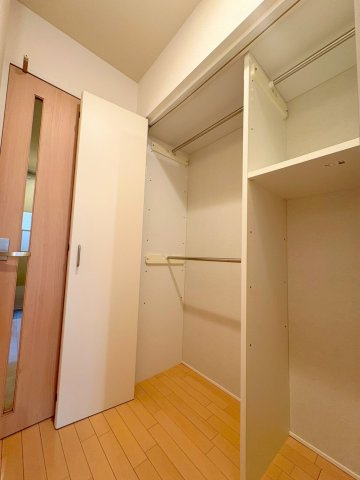 フォレストガーデン鷺宮Ⅰの収納|★大型クローゼット★