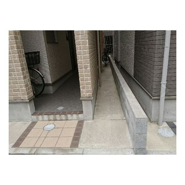 avenir　赤羽のエントランス