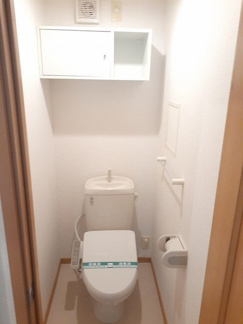 アボンデーレ　Bのトイレ|清潔感のあるトイレです(^^♪