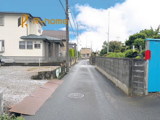 流山市東深井20期　新築戸建て　1号棟の前面道路含む現地写真|周辺環境も併せて案内致します♪
閑静な住宅地で笑顔あふれる新生活！
ぜひ現地へお越しください♪