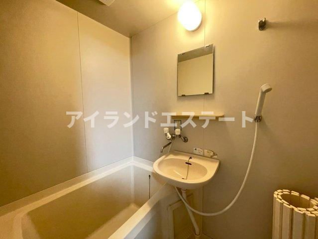 エントピア　角部屋　駅近　バストイレ別の浴室