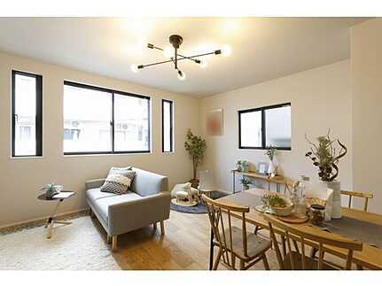 広島市中区吉島西２丁目の居間・リビング|ZEH水準省エネ住宅☆15帖以上の明るいLDK