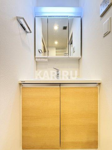 スプランディッド京橋EASTの独立洗面台