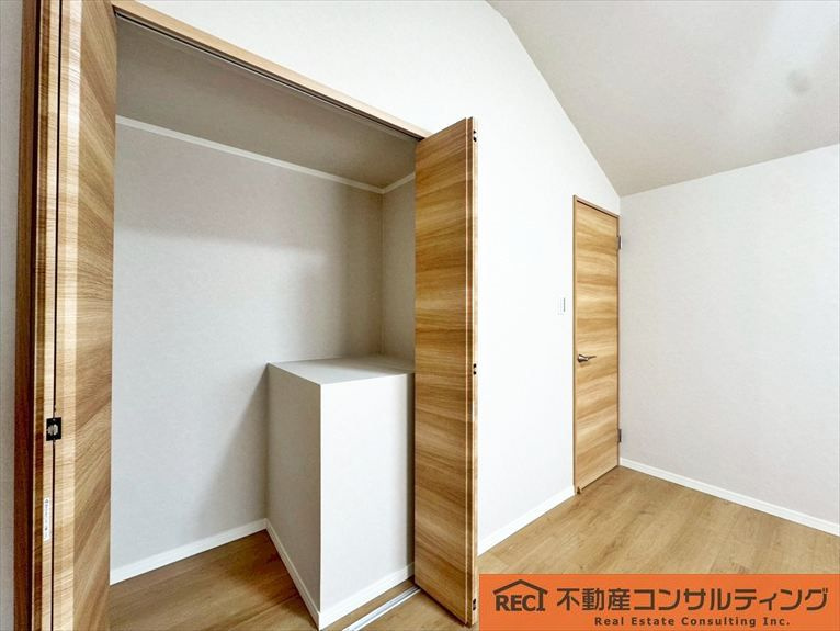 神戸市東灘区深江南町3丁目　中古戸建の内装