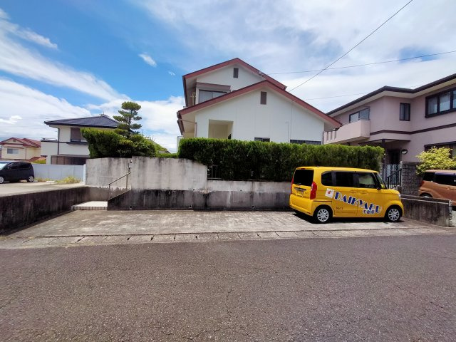 若竹台戸建ての駐車場