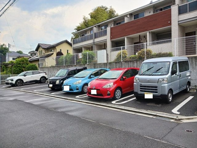 【駐車場】 | メゾンカメリア