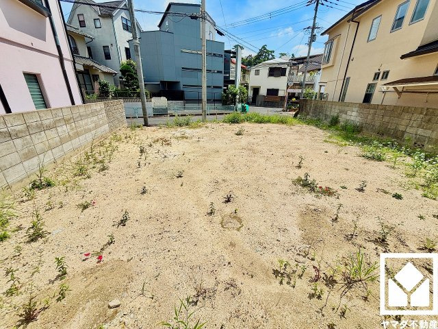 西宮市甲陽園本庄町の外観|ローンのご相談も承っております。