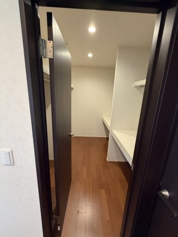 中古住宅　堀津町前谷の収納