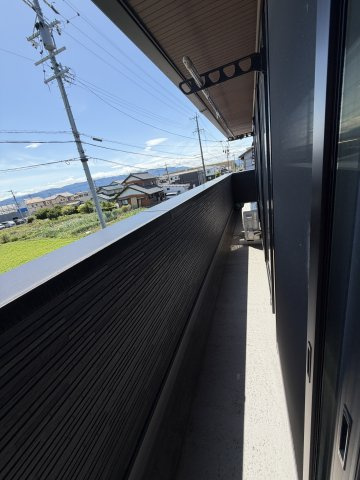 中古住宅　堀津町前谷のバルコニー